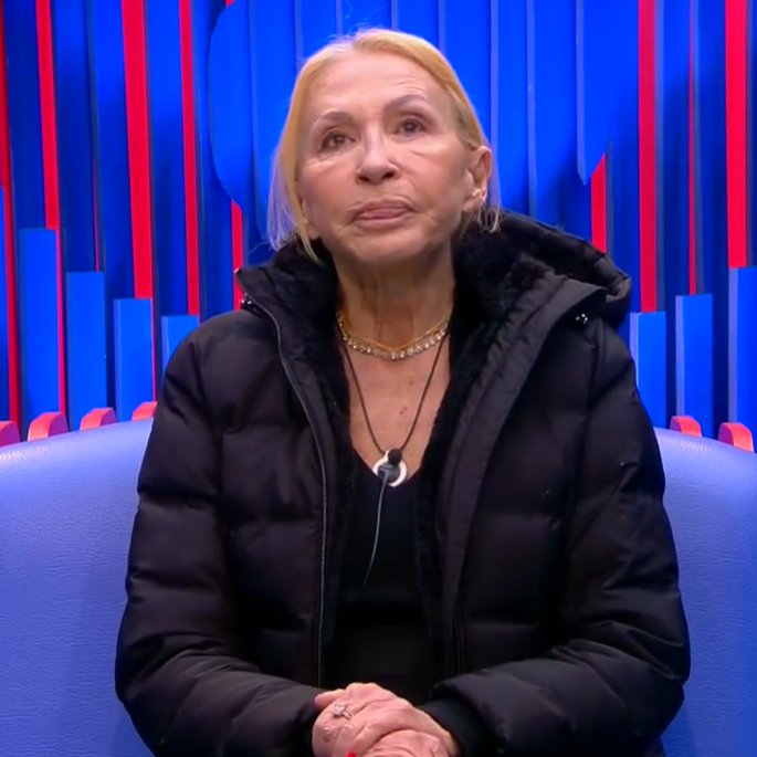 fandunareina's tweet image. Me encantaría que mi Laura pueda apreciar el cariño que le tenemos todos sus fans y todos los que la apoyan, en estos momentos en donde es machacada por un grupo de pandilleras y violentas que le faltan el respeto todo el tiempo. 

Ánimos reina, tú puedes❤️‍🩹

#GHVIP3D #GHVIP4D