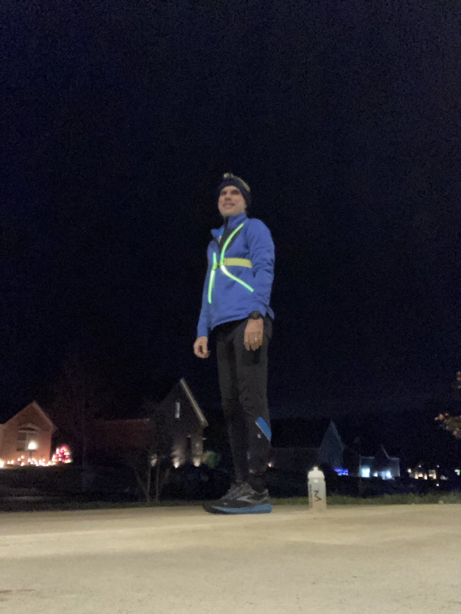 RobRueff's tweet photo. Ran after work this evening - up to 40 minutes this week. Just continuing to build the base #runchat #runhardhavefun #runwithjoy https://t.co/FAWVn8CtkY