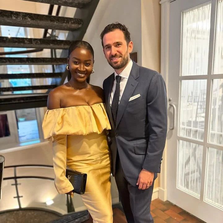 interracialbar's tweet photo. Beautiful couple. #bwwm #bwwmcouple #interracial #interracialgoals #interracialcouple #mixed #mixedrelationship #mixedlove #mixeddating #mixedmarriage #whitemenwholoveblackwomen #loveknowsnocolor #loveseesnocolor #lovehasnocolor #swirl #swirlcouple https://t.co/TObU2uFkVe