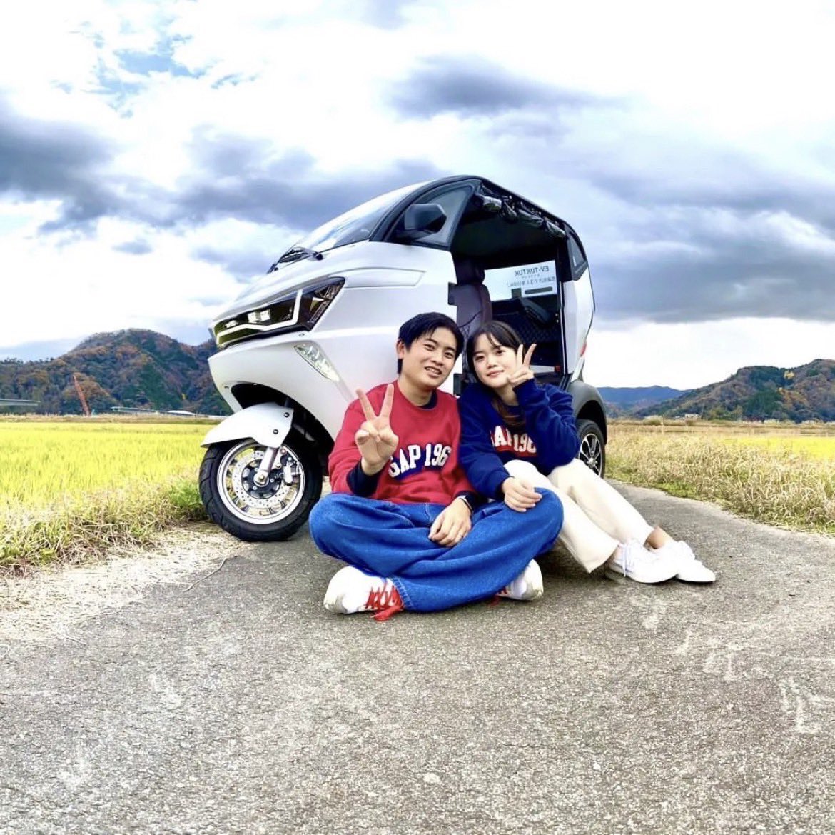 ev_land's tweet photo. //EV-LAND//★観光地導入事例★
【城崎ぷちたび】兵庫県豊岡市
https://t.co/0Q7XkhORJ9
海に山に城崎の自然をEVで満喫👀
たくさんの撮影スポットで最高の思い出づくりに✨
https://t.co/TV5InM0LDk…
#evland #ぷちたび #ZINMA #電気自動車 #電動バイク #トゥクトゥク #観光 #城崎 https://t.co/EMUaZ6iCwA