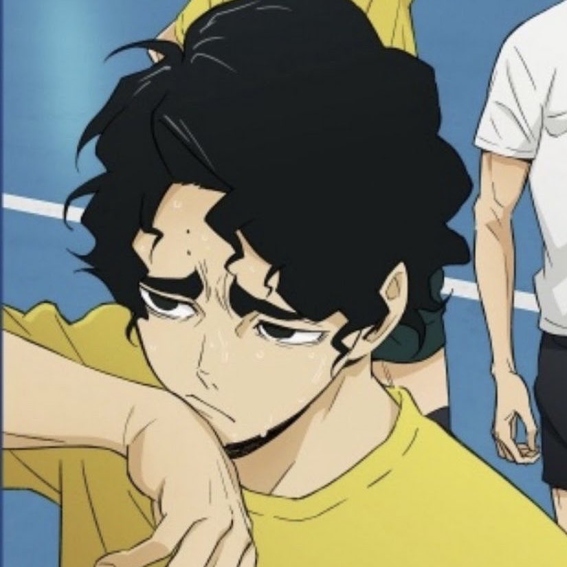 pre timeskip sakusa is so funny he always looks like someone shit in his cereal