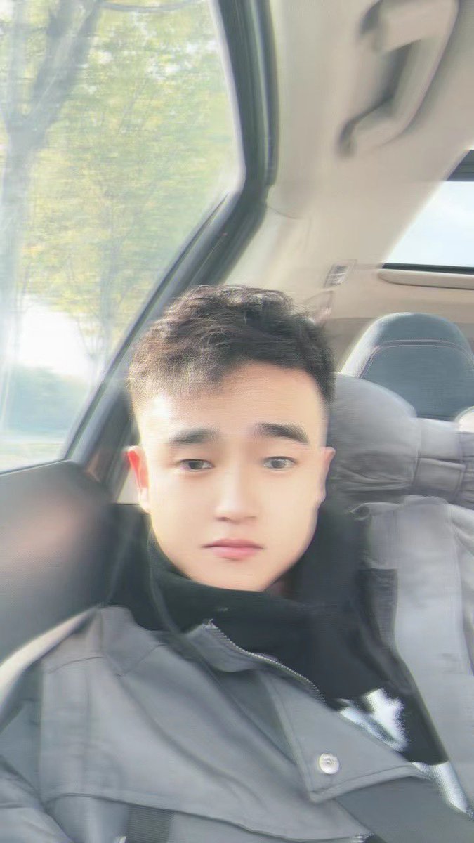 ButXx1's tweet photo. 好久不见 https://t.co/CZh25hmOjS