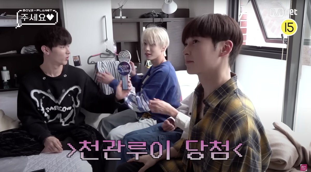 cloudzhero's tweet image. feeling emotional and distraught i just want this back