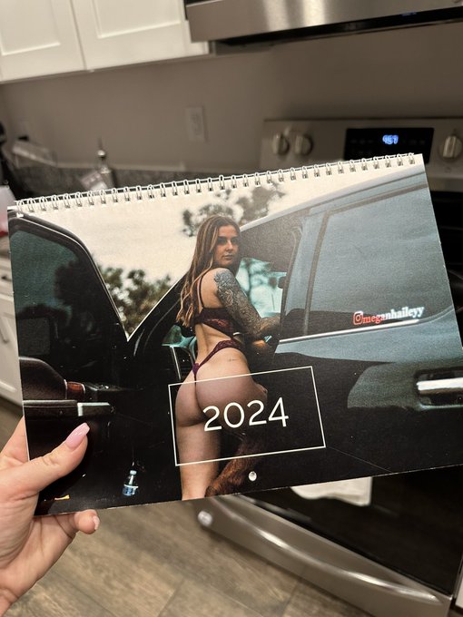 Sold on onlyfans!! Pinned post❤️ https://t.co/bzsynJD1pZ