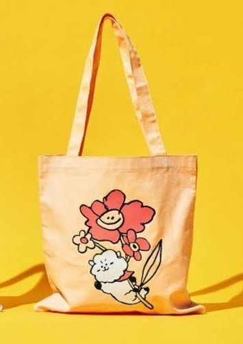bamshoppe's tweet photo. #HappyJinDay 🎂
worldwide handsome ga 🐟

1 winner of official BT21 RJ flower  tote bag 🌻

mechanics:
— follow us on twt &amp; tikt0k (@/bamshoppe.ph)
— like &amp; rt
— reply proof

ends 12.05.23 (12:00 am)

#HappyBirthdayJin
#진 #Jin #햄조교 #언제봐도잘생겼진 https://t.co/nZqopwzjcF