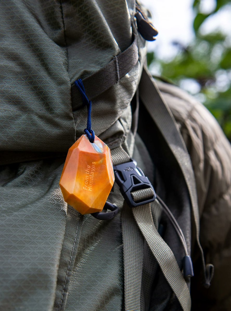 worlddesignorg's tweet photo. Every year, an estimated 200 tonnes of waste is left behind in the Himalayas mountain range. 

@superlocal's 'From the Himalayas', a project that encourages people walking the mountain trails to carry trash back with them

Learn more 🚯 https://t.co/YFTt3LVrTT

#sustainability https://t.co/MHlIU1lHWI