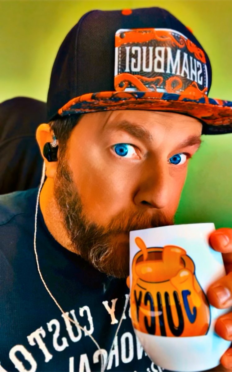 theShambugi's tweet image. Weekend Wind Down ramping up! Providing vibes &amp;amp; interactive games! Come experience distraction therapy! Lets take this weekend for all its got!

🐙Give Aways of Exclusive Shambugi Marbles and more!

🔴 twitch.tv/shambugi

#twitch  #marblesonstream  #TwitchPartner  #Giveaway