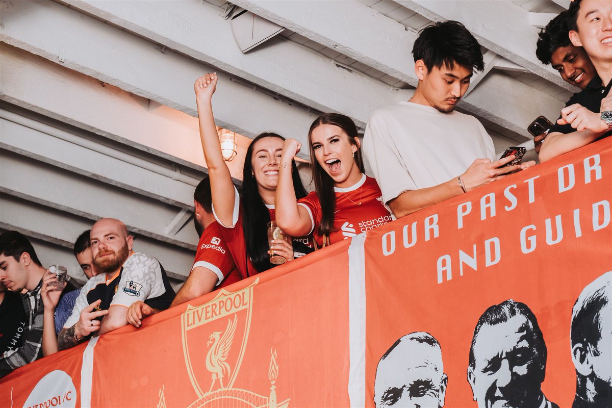 Sportsyear's tweet photo. Sea of 🔴! 

Action from @CheersBar in Sydney as #Liverpool fans cheer on the Reds in a huge #PremierLeague clash.

@Sportsyear helped the venue #PlanItRight https://t.co/vbzT74jXmo