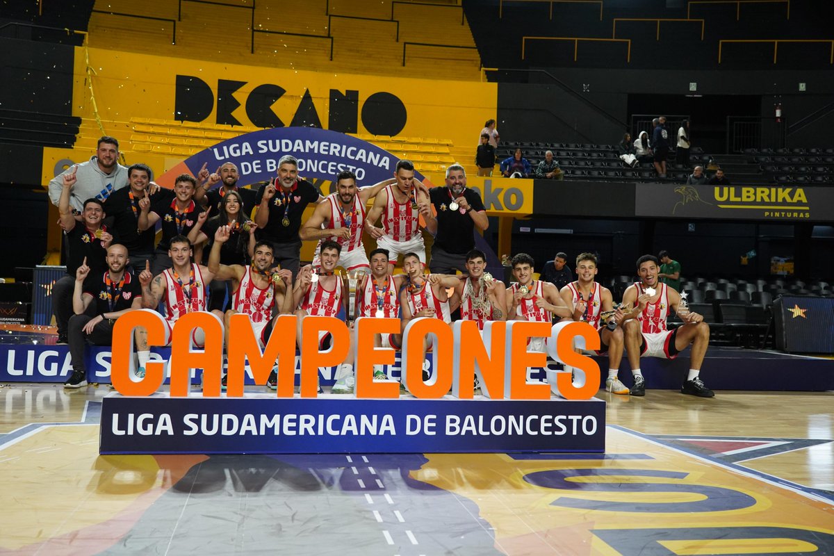 Con ustedes los 𝗖𝗔𝗠𝗣𝗘𝗢𝗡𝗘𝗦 𝗗𝗘 𝗟𝗔 𝗟𝗜𝗚𝗔 𝗦𝗨𝗗𝗔𝗠𝗘𝗥𝗜𝗖𝗔𝗡𝗔 𝟮𝟬𝟮𝟯 🏆😍

#VamosInstituto 🇦🇹