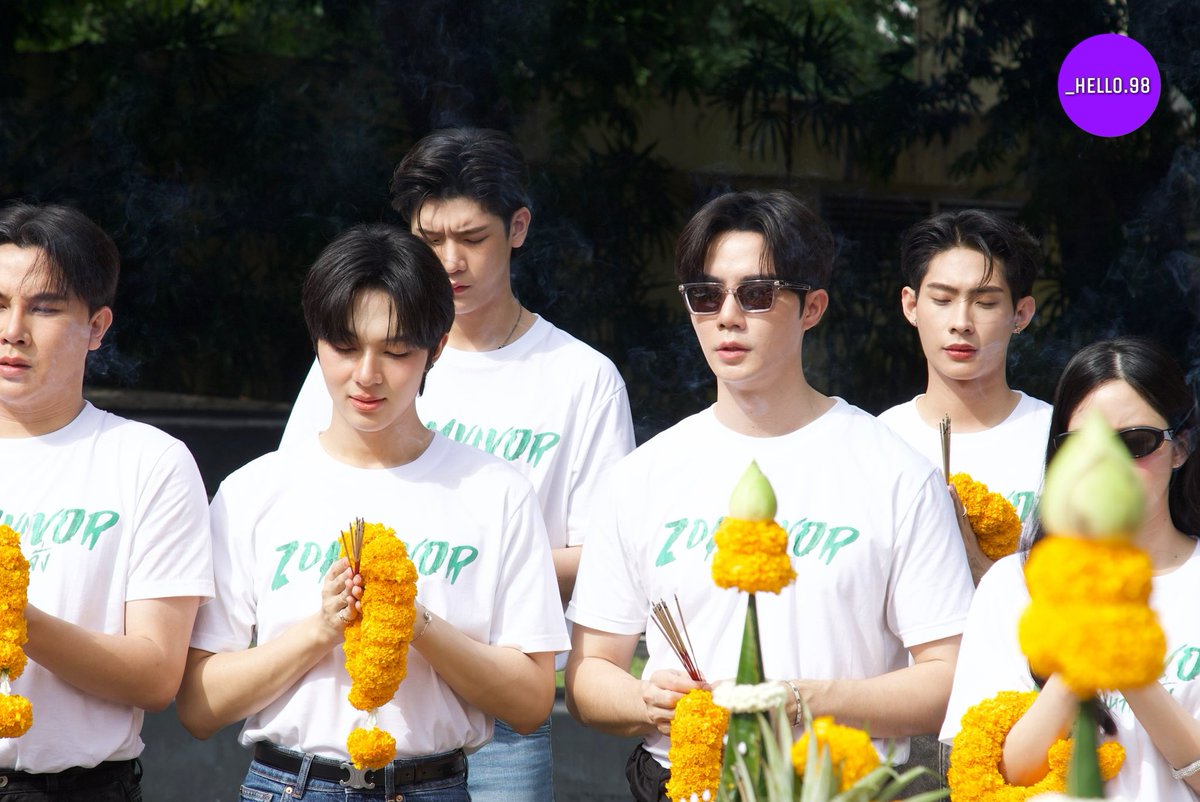 Hello98_th's tweet photo. บรรยากาศ งานบวงสรวงซีรีส์  ซีรีส์ซอมบี้ไทยเรื่องแรก "ZOMVIVOR (มหาลัยคลั่ง)"
Big Project ที่ "Domundi " ทุ่มทุนสร้างครั้งใหญ่

#บวงสรวงzomvivor 
#ZomvivorSeries #ZeeNuNew #ZeePruk #NuNew #Bosschaikamon #mmaxmax #netsiraphop 
#MandeeWork  #ZomvivorSeries https://t.co/Ddw6UKIoFI