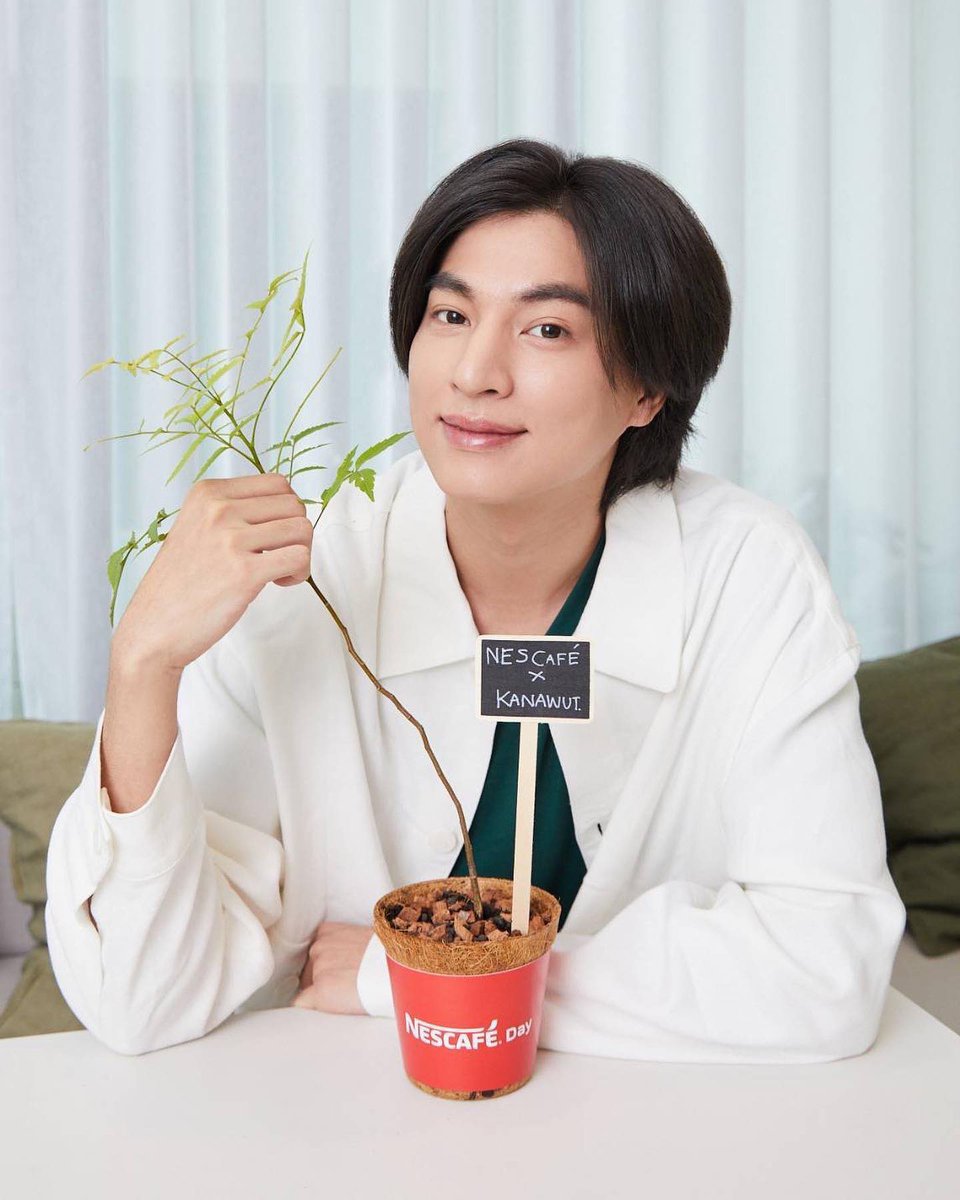 Me_KEDs13's tweet photo. HBD นะกลัฟคนเก่ง มีความสุขมากๆ ขอให้เป็นปีที่ดี มีแต่คนรัก มีแต่งานดีๆ สิ���งดีๆ เข้ามาตลอด จะเป็นกำลังใจให้กลัฟเสมอนะ  : ) ❤ 

HAPPY GULF DAY
@gulfkanawut 
#26thKANAWUTday https://t.co/Zen0z7fRAV