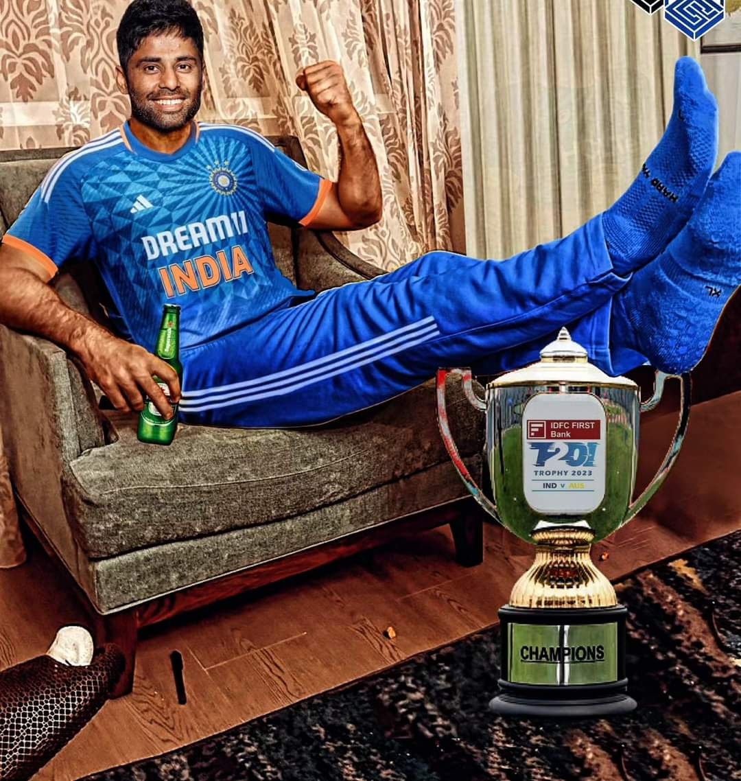 Cric_Uneeb's tweet image. Suryakumar Yadav took the revenge of the #CWC23Final after winning the Pan Parag Trophy against Australia.
#SuryakumarYadav #INDvsAUS