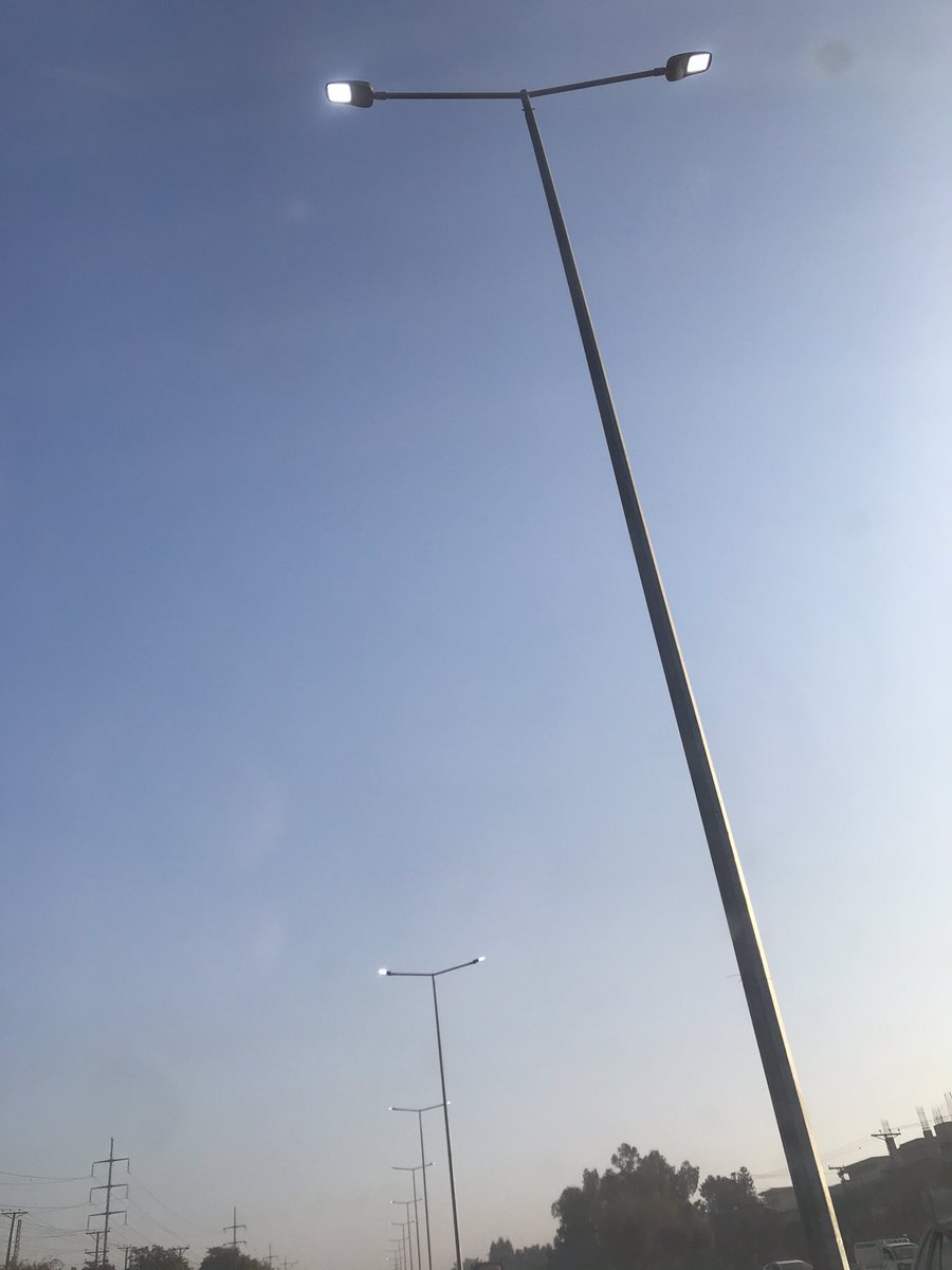 mohsinj_'s tweet photo. Who is paying the lights Bills of capt. Karnel Sher Khan Road ( old name: IJP road) connecting Faizabad to Peshawer road Rawalpindi. 
Shining brightly at 8:40 AM
December 4, 2023
@DCRawalpindi https://t.co/ivFh7jkTMm