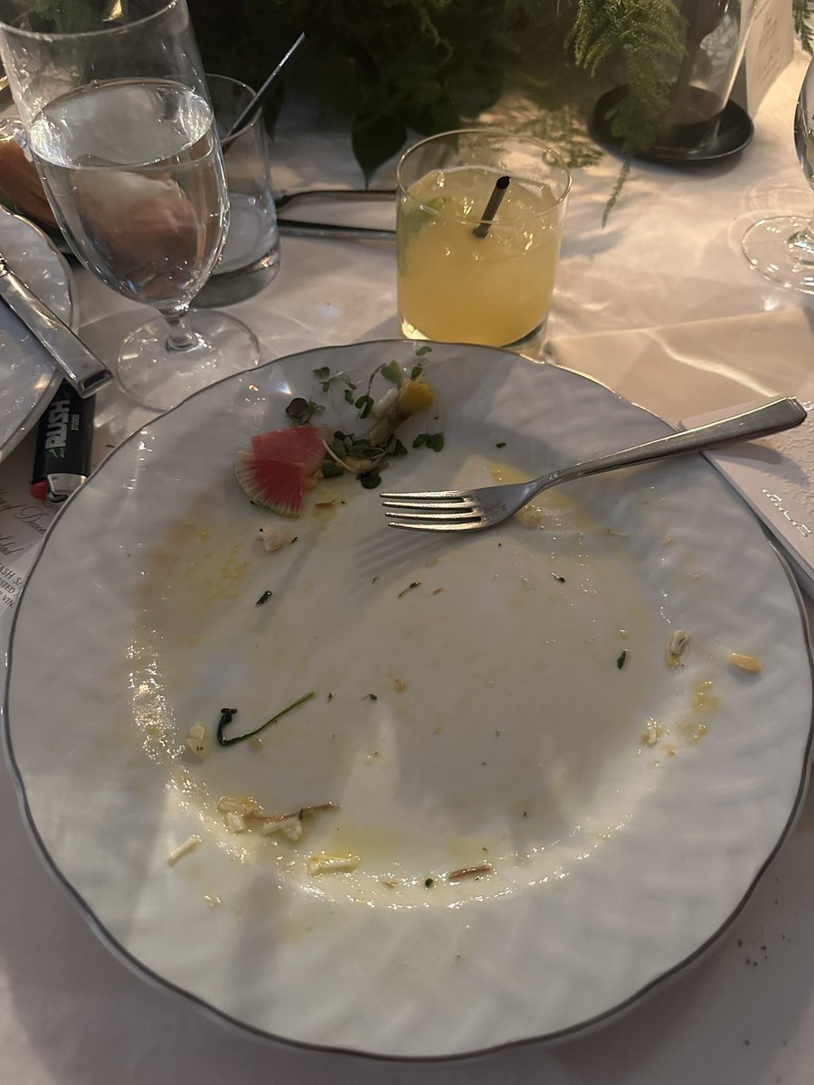 PINKSWEATSUITS tweet media