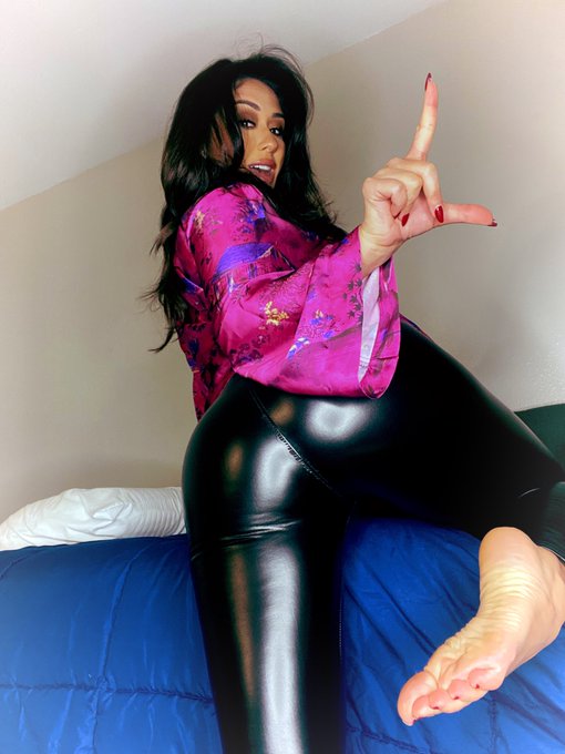 50% off my OF! Crawl quickly loser! Time to start your life of servitude beneath me! https://t.co/E1<a href="/tag/femdom"class="tags"><span>#femdom</span></a><a href="/tag/latex"class="tags"><span>#latex</span></a><a href="/tag/chastity"class="tags"><span>#chastity</span></a><a href="/tag/shinyboots"class="tags"><span>#shinyboots</span></a>