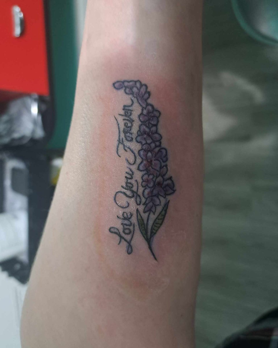 Inkonskinbrant's tweet photo. #tattoodesign #traditionaltattoodesign #tattoo #tattoos #painting #acrylicpainting #tattooartist #supportlocal #brantford #colortattoo https://t.co/p0ZzLLYo7E