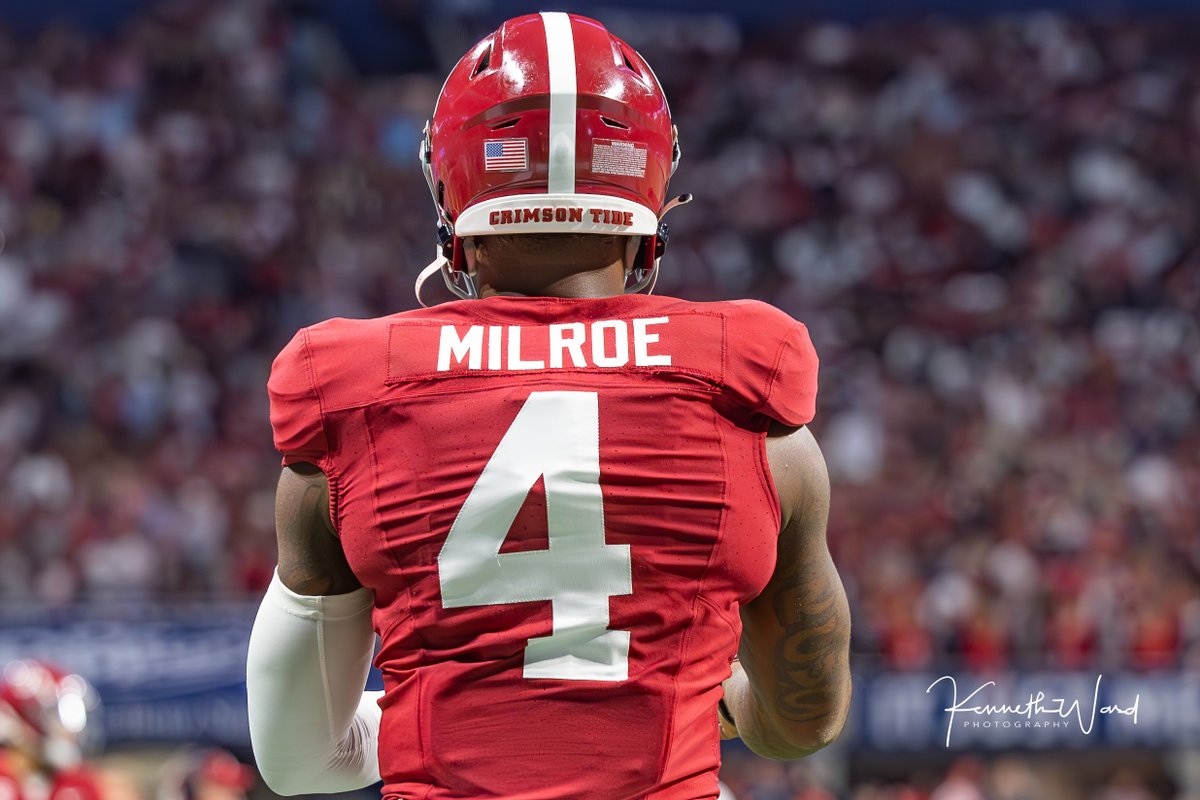 WardPhoto1's tweet photo. The University of Georgia ended a record setting run on Saturday, December 2, 2023 at the Mercedes Benz Stadium in Atlanta following the SEC Championship game. The bulldogs fell short against The University of Alabama. 
Carson Beck completed 21 of 29 for 243 yards and zero touchdowns, while Jalen Milroe completed 13 of 23 for 192 and 2 touchdowns. Alabama will go on to compete in the College Football Playoff semifinals against Michigan on New Years and Georgia will face off against Florida State University at the Orange Bowl in Miami.
