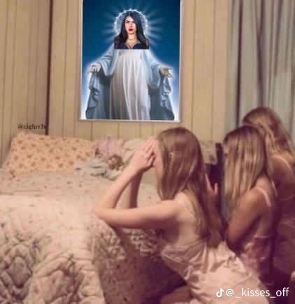 Lun418_'s tweet photo. YA QUE EL PROGRAMA NO LO HACE, VOY A HACER UN HILO DE TODOS LOS MEMES DE LA ESKARCITA. 
ABRO HILO 🧵

#FinalGranHermano #TeamEskarcita #GranHermanoCHV https://t.co/R5hoszWkUl
