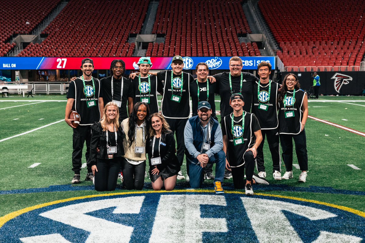 Taylor Brasher (@taylorbrasher) on Twitter photo An absolutely juggernaut #content team joined me this year at the best conference championship event in college football. 🫡
Don’t believe me? Watch for yourself ⬇️ An absolutely juggernaut #content team joined me this year at the best conference championship event in college football. 🫡
Don’t believe me? Watch for yourself ⬇️