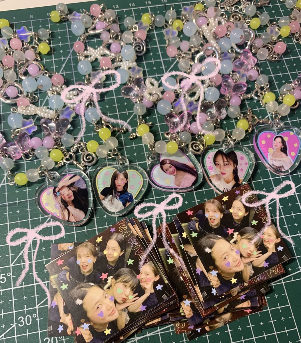 ˚ ༘♡ ⋆ . red velvet in lazada fest jakarta freebies ౨ৎ

yeri id card &amp; mini sticker

🍥 rt this tweet &amp; pinned tweet!
🍥 time &amp; exact loc: tba
🍥 very limited quantities!

see youu !! <3