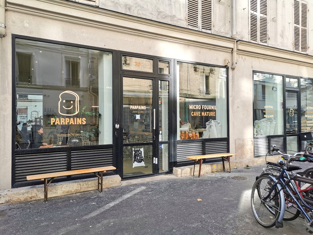 LesTasters's tweet photo. Encore 1 belle boulangerie caviste qui respecte les fondamentaux :au levain, fermentation longue, farine de qualité, petite gamme. Des pains denses à la mie serrée @ Parpains. #boulangerie #levain #caviste #bakery #roule #roll
https://t.co/vg0f5EhjC2 https://t.co/803vFebnj0