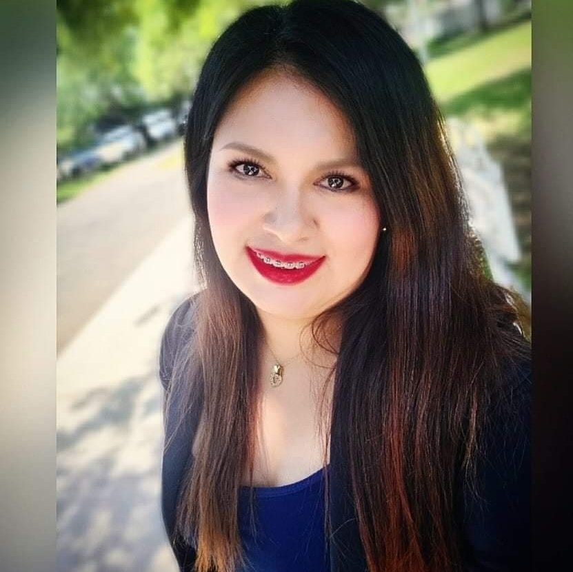 laura_celia's tweet photo. #NuevaFotoDePerfil https://t.co/ecmaEey23v