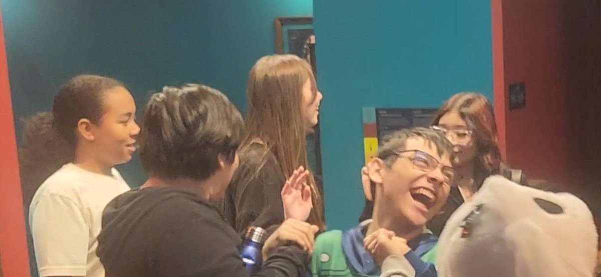 ColemanAlameda's tweet photo. My class had a great time at the Fleet Science Center. We laughed and learned about the different forms on energy.  @cvusd_vlp   @fleetscience @CajonValleyUSD @BillNye @OfficialNGSS https://t.co/6eyXIbOcVM