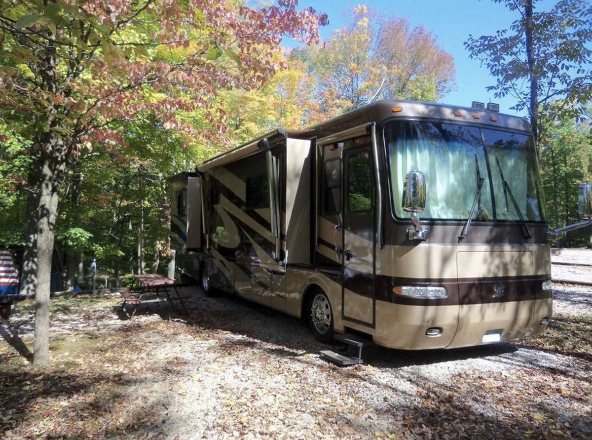Campspot's tweet photo. 🌳 Escape the ordinary at Great Escapes RV Park in Elgin, Texas! Your ideal hideaway in the Lone Star State – where serenity meets modern amenities. Whether it's a quick weekend escape or an extended stay, we've got the perfect spot for you!
⛺️👉  https://t.co/2txIfeEJ2I https://t.co/gvzeXaJjDD
