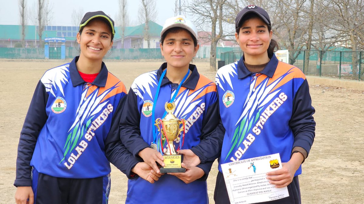 KupwaraTerriers's tweet photo. 𝐀 𝐩𝐫𝐨𝐮𝐝 𝐦𝐨𝐦𝐞𝐧𝐭 𝐟𝐨𝐫 𝐊𝐮𝐩𝐰𝐚𝐫𝐚.

A massive step for promoting sports a platform to the talented Girls of #Kupwara.

Cricket is life of Kupwara girls.

#womencricket 
#IndianArmy 
#KupwaraTerriers 
#winners 
#KheloIndia
@ChinarcorpsIA 
@NorthernComd_IA https://t.co/y1Z320Yo10