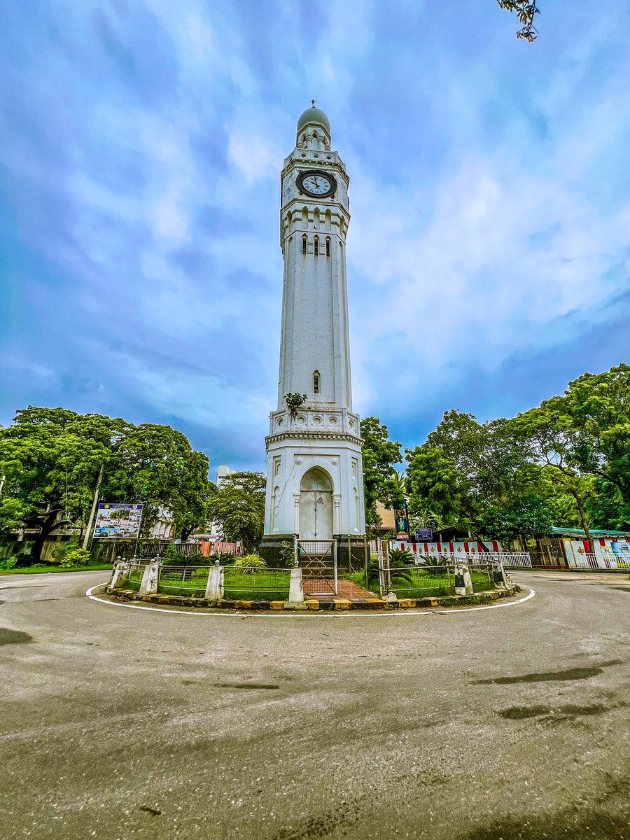 niro_pathi's tweet photo. As we say 'piriyāviṭai' (goodbye) to Jaffna, our souls carry the echoes of laughter and the taste of unforgettable moments. Until we meet again, Jaffna, you'll be a lingering melody in our travelogue. #divinediscoveries #visitsrilanka #travelwithfamily https://t.co/q2P4p01ttc