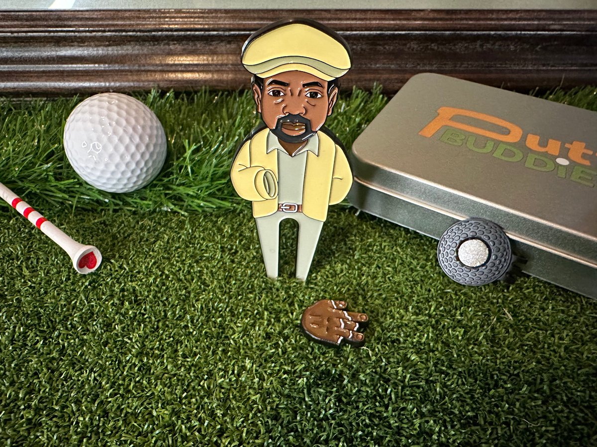 GolfGifts4uu's tweet image. Looking to improve your golf game? Check out buff.ly/3ssAY3K 

 Golf Coach Divot Tool! With its innovative design and superior functionality. Say goodbye to pesky divots and hello to a more enjoyable golfing experience.

 #GolfCoach #DivotTool #golf #golfaccessories