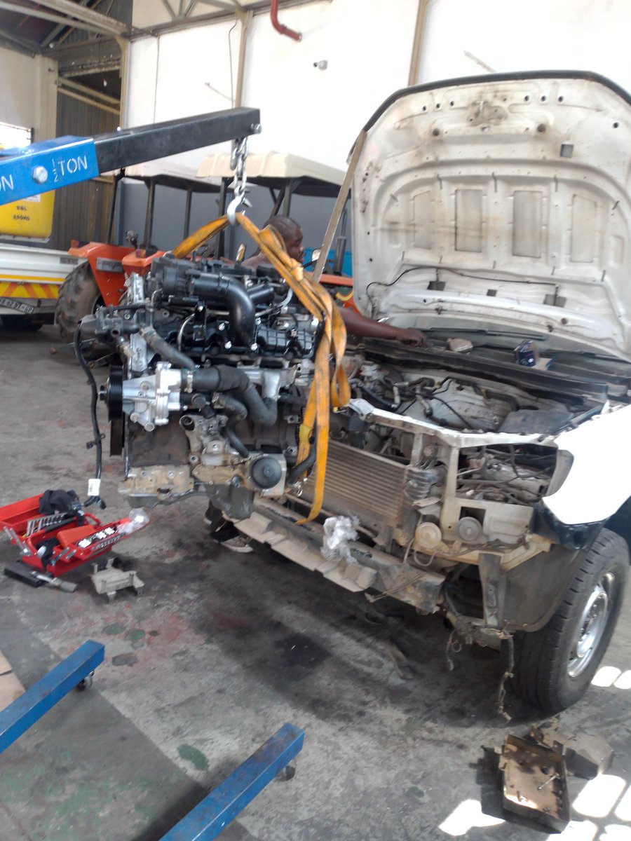 chillizee's tweet image. Ford ranger 2.2 overhaul successful