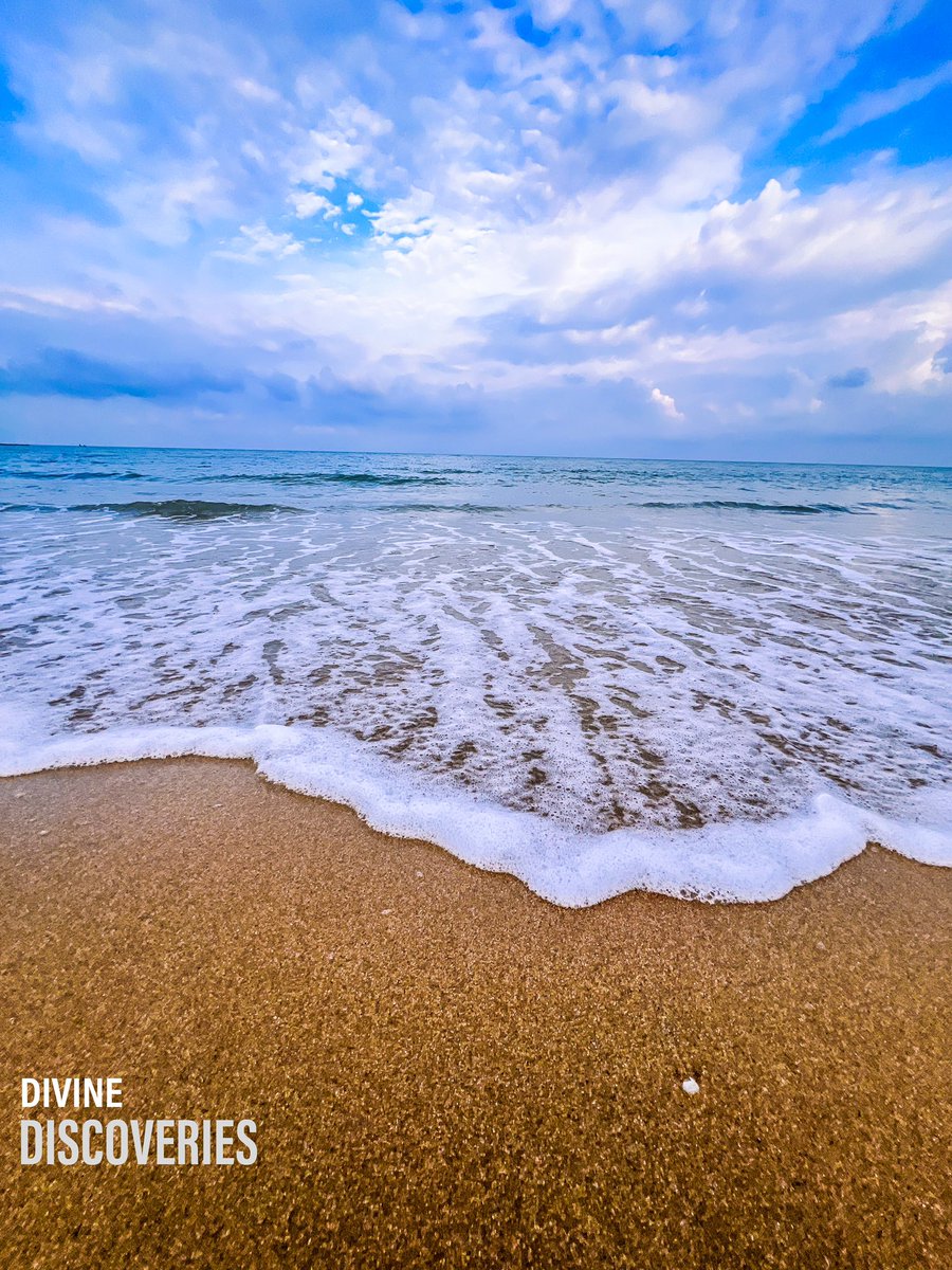 niro_pathi's tweet photo. As we step into the embrace of Kalpittiya, we're ready for the dance of the ocean breeze and the warmth of sandy shores beneath our feet. #divinediscoveries #travelwithfamilies #visitsrilanla https://t.co/Y6ykpf2g0J
