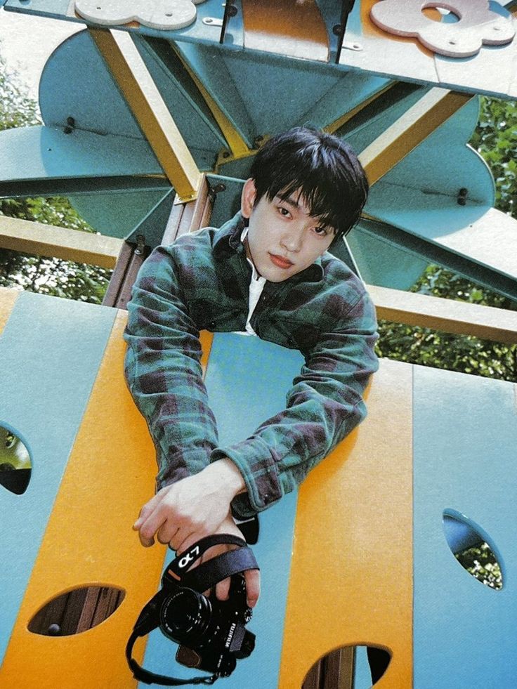 ً (@jinyounglook) on Twitter photo 