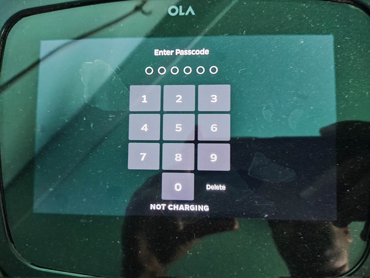 TSubarnaBasak's tweet photo. Today is the 18th day, my scooter can't move as it's not charging. Need to replace as 2 cells are out of voltage in the battery pack. But still the battery is not available. Can you tell me what's going on? How long will it take? @OlaElectric @bhash @akhandelwal @Khalidaaalbadri https://t.co/jjx18JYQKU