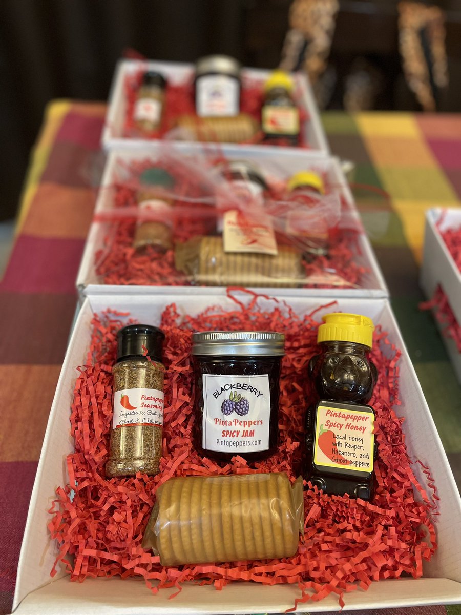 ritapintavalle's tweet image. When you have an incredible husband @PintavalleJoe  who grows super hot peppers to make tasty treats, and a beautifully talented daughter @cjcampbell09 who can help with gift baskets PintaPeppers.com gets to share sweet &amp;amp; spicy 🌶️ holiday gifts #ordertoday