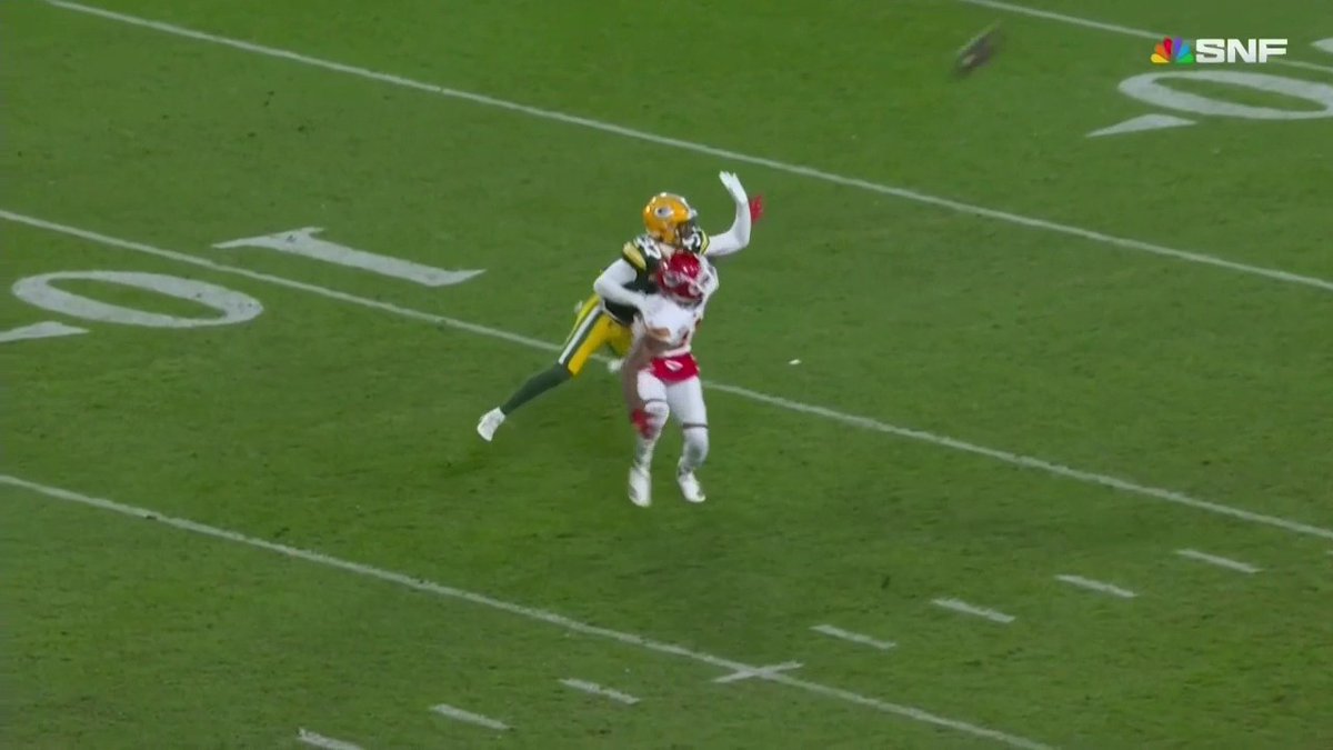 FOX Sports: NFL tweet media