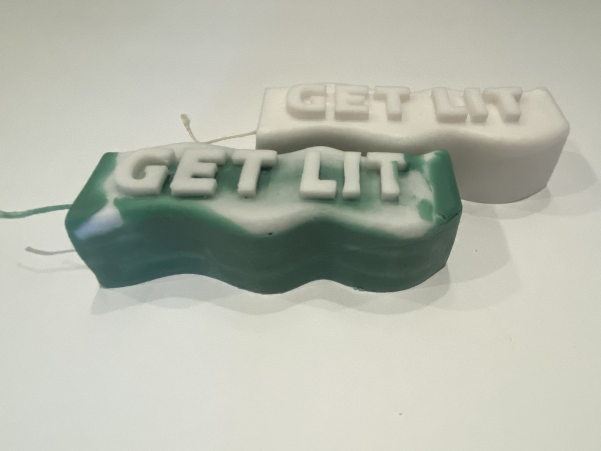 LegendTh3Gr3at's tweet photo. Whoβs Wants A Candle
Cannabis Community ππΏ #GetLit π₯
#candles #season #holidays #holidayseason #THC #weedfluencer #weedcommunity #stonerville #LGNDVILL #cannaland #stonerfam https://t.co/WrSZBiffBT