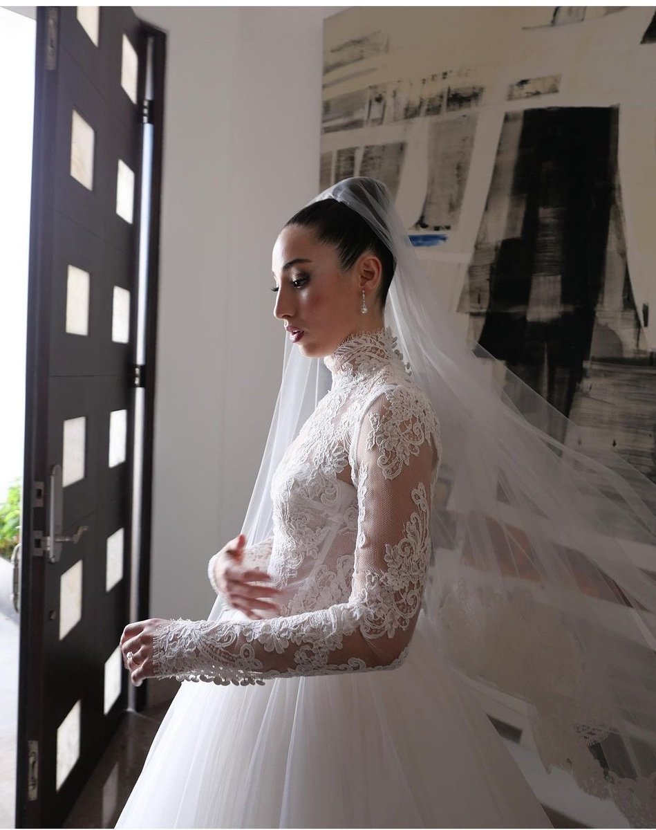 Bodas - Boda de Guada y Pato en Rosario. Parroquia Nuestra Señora del  Carmen - Rosario, image size:949x1200
