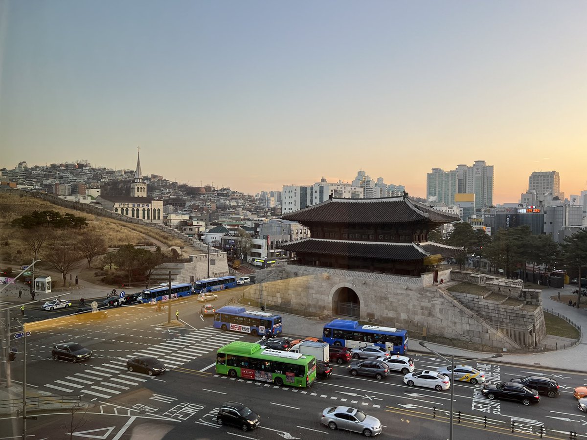 jonny_potter's tweet photo. Day 1: #Seoul far, Seoul good https://t.co/ENvVS23y17