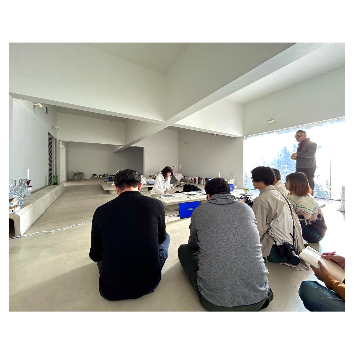 快晴の初冬の田園風景と、豊かな庭と、素晴らしい空間を感じた、素敵な時間を過ごすことができました。

更に構想を膨らませるために、次回のツアーを開催予定です。
ご期待ください！

<a href="/ken691101/">高橋堅／Ken Takahashi</a> 
<a href="/souzou_kei/">創造系不動産</a>