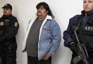 flaviososavilla's tweet photo. El 4 diciembre del 2006 el asesino @FelipeCalderon y su Socio Genaro García ordenaron nuestro encarcelamiento en un penal de máxima seguridad. @lopezdoriga al servicio de García Luna nos dio trato de criminales en su noticiero. No nos rendimos, no nos vendimos. #ProhibidoOlvidar https://t.co/Mc44I458EH