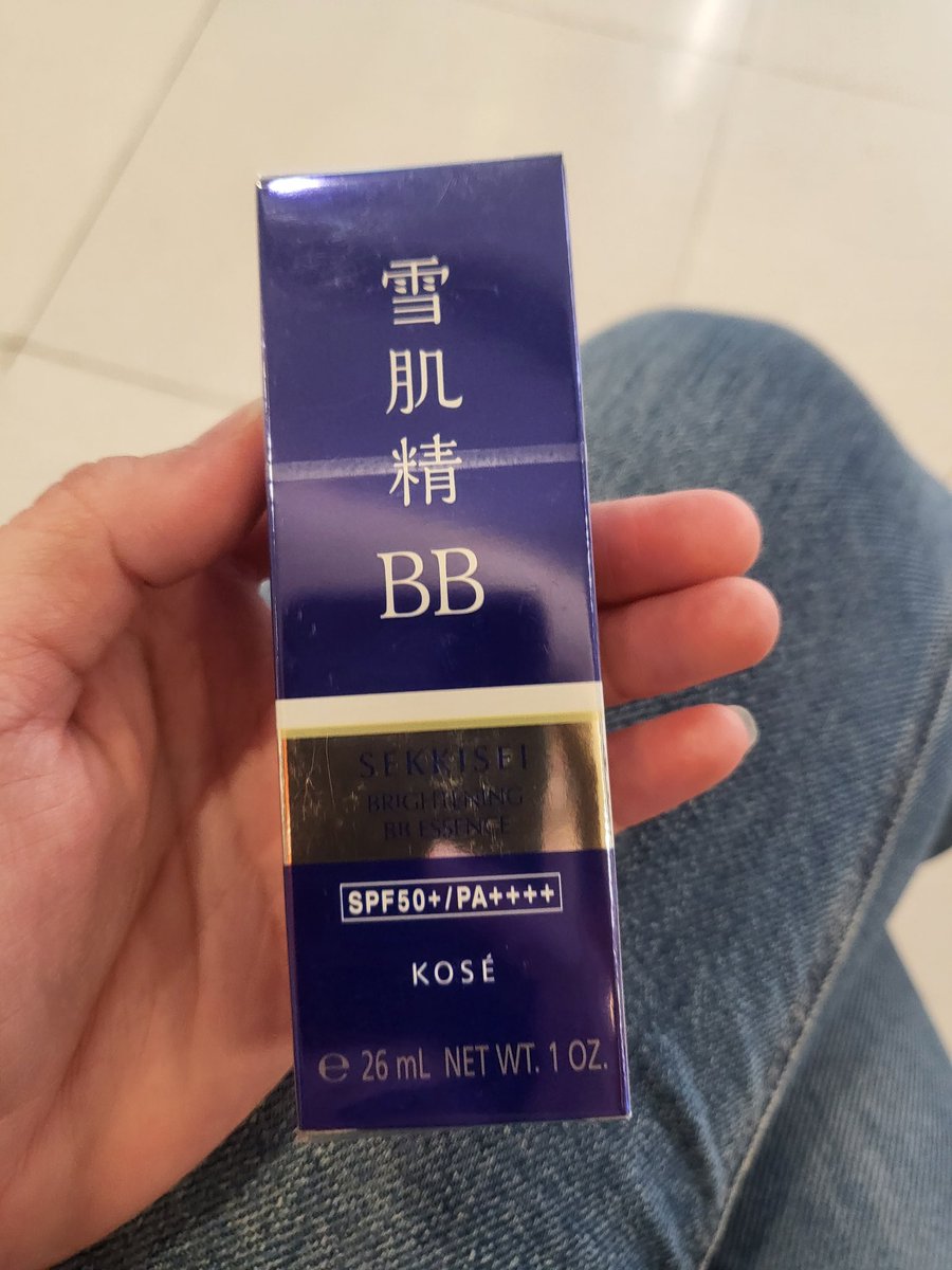 So happy to see #Kosemy is using Yuzu to promote this BB cream. I bought mine last week and might have accidentally added another when I get the Keychain that comes with the soap. ✌🏼

#羽生結弦
#YuzuruHanyu