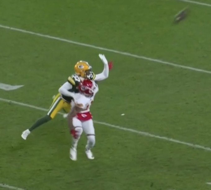 The refs totally missed 1-2 pass interference calls on the chiefs final drive&hellip;&hellip;Taylor deserves better🤣😂<a href="/tag/bigtwig"class="tags"><span>#bigtwig</span></a>