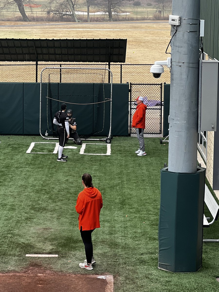 Had a fun eventful day this past weekend at @clemsonsoftball. Got to come out with my pitcher @sydneygonglik1, hope to come out during the summer to visit again! @rittmanjohn @ClemsonCoachKJ @jesss_harperr @cbreault12 @Outlaws09Nat #the09thing