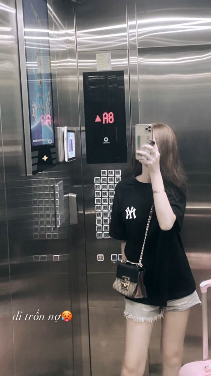 Be_Quynh2k's tweet photo. Em hậu đậu nên làm gì cũng đổ
Chỉ tấm thân này không chịu đổ lung tung 😁 https://t.co/LJH8mBm35K