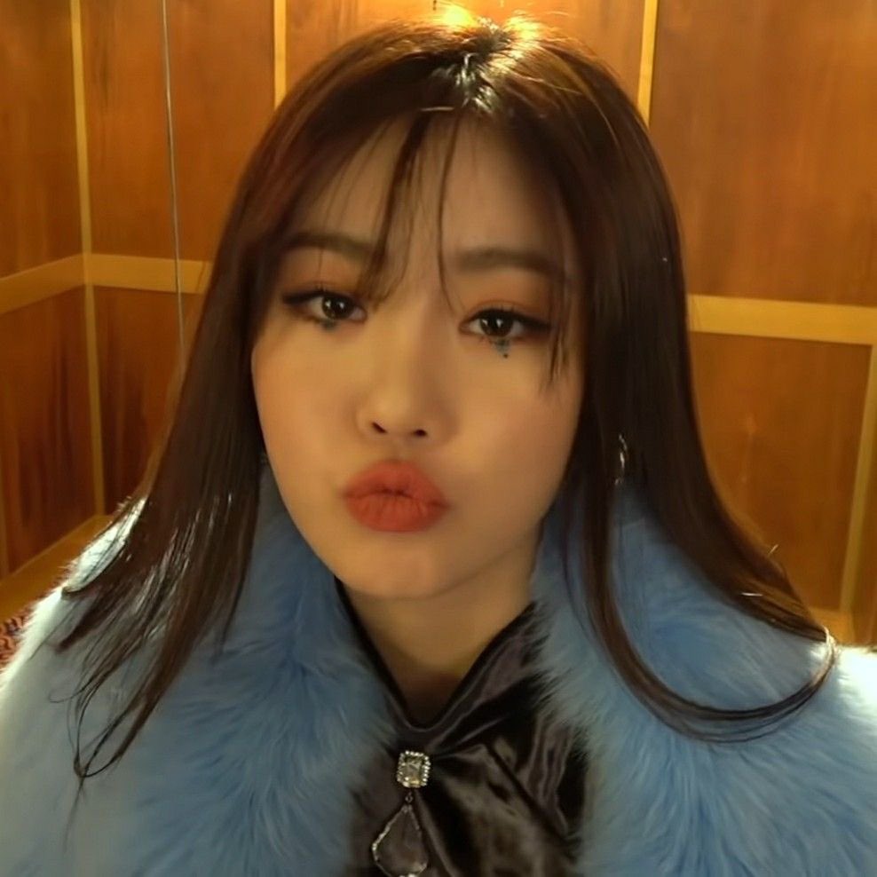 hi hi ! my name’s atlas. i’m not new here, just looking to make some friends :3 i love cats, genshin, cod and resident evil. if you’re interested in being friends, like/rt, i’ll follow &amp; dm you ! (mdni)

#krp #krp18 #krp20 #kpoprp