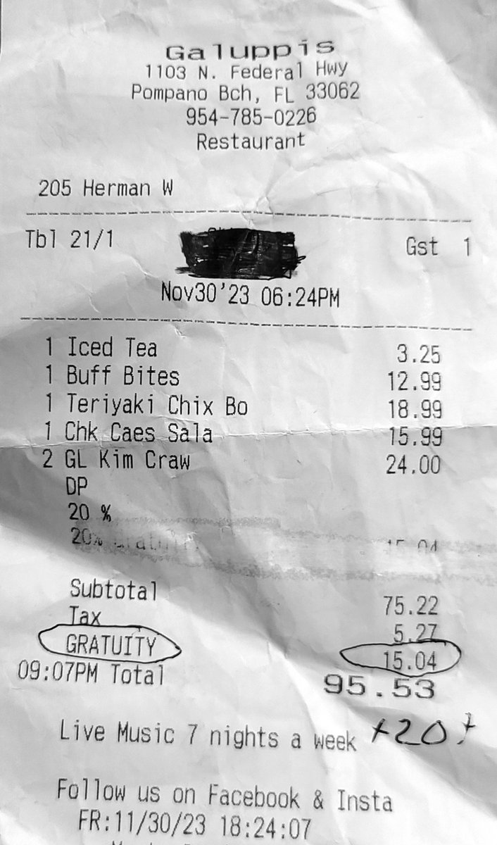 Impeach_Cheeto's tweet photo. ๐จ๐จ๐จ#RipoffAlert ๐จ๐จ๐จ
With no notice @Galuppis Restaurant in Pompano Beach, FL added a 20% gratuity to a 2-person bill. Adding a generous $20 tip on top of what was actually a $75.22 check made it a 46.6% gratuity. Food & service weren't worth being ripped off. Won't be back. https://t.co/HHWOHGORbS