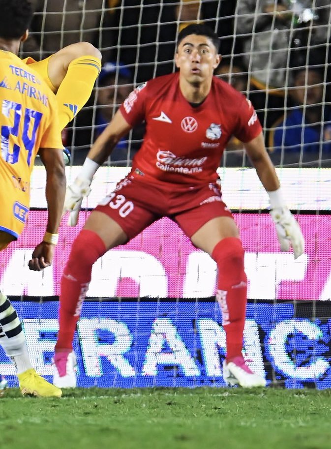 RafaDato2's tweet photo. El golazo de chilena de Nico Ibáñez

Las reacciones: https://t.co/g25YHs8MrY