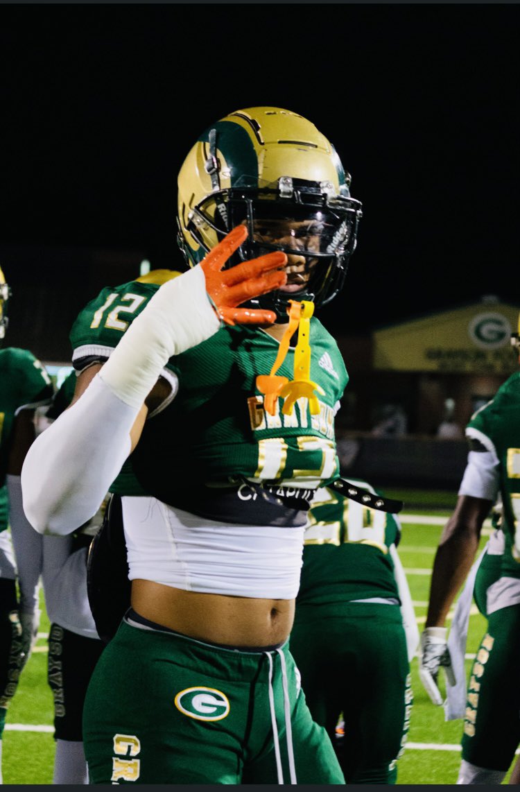 Honored to be named 2nd Team All Region for 7A. #4theG <a href="/CoachNickPopiel/">Nick Popiel</a> <a href="/CoachGCarswell/">Greg Carswell 👐🏿🏈👣</a> <a href="/grayson_fb/">Grayson Football</a> <a href="/BigCoachMarvin/">Marvin Hammonds</a> <a href="/RecruitGeorgia/">Recruit Georgia</a> <a href="/GDPsports/">Gwinnett Daily Post</a> <a href="/CoachSB_4theG/">Santavious Bryant</a>